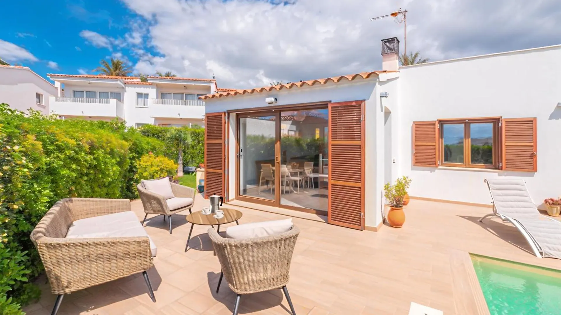 Villa Serena S'Algar 0*,
